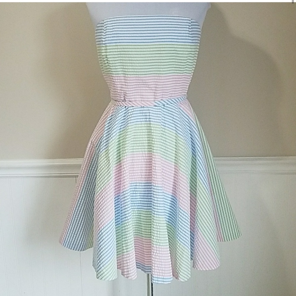 Vineyard vines, size 4, Kentucky Derby Collection, worn once